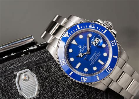 rolex submariner watch size.